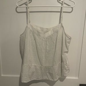 NWT Large Gap Summer peplum light top